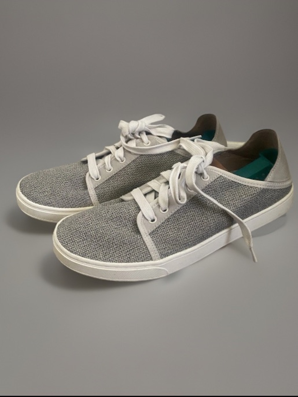 OluKai PEHUEA LI  WOMEN'S US 10 UK 40 TAUPE MESH FABRIC SNEAKERS SHOES